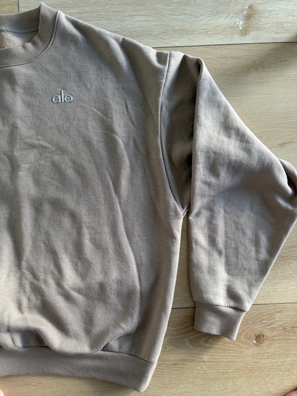 Accolade Crew Neck Pullover - Picture 5 of 15